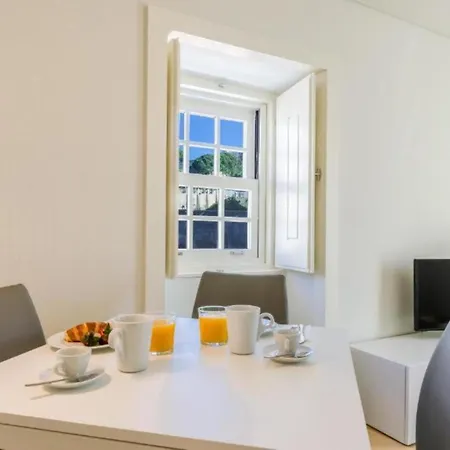 Casas D'mouraria Apartment